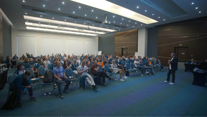 Конференция «1С-Рарус»: «Устойчивое развитие ИТ-бизнеса»